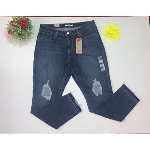 NWT 18W Levi’s Skinny Ripped Jeans Mid Rise